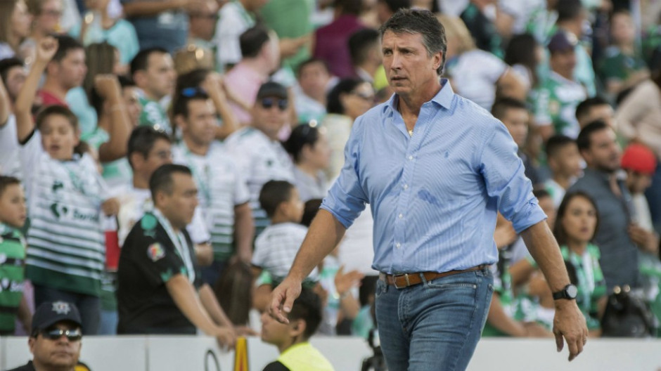 Robert Dante Siboldi deja Santos por diferencias con jugador