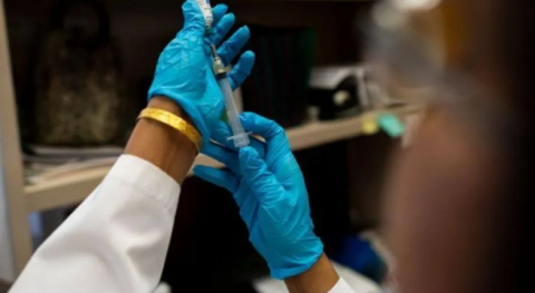 Vacuna contra coronavirus, para septiembre: vacunólogo