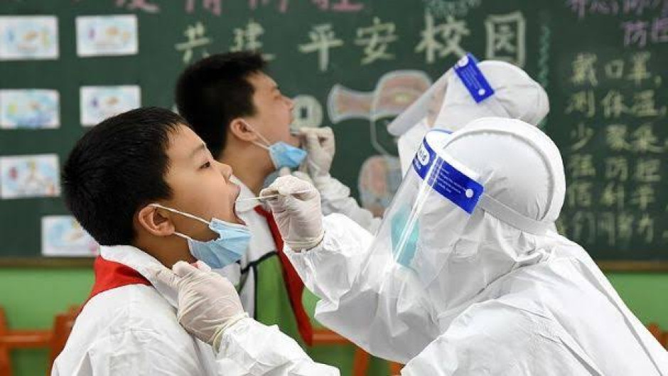 Suspenden clases en provincia de China por tres casos de Covid-19