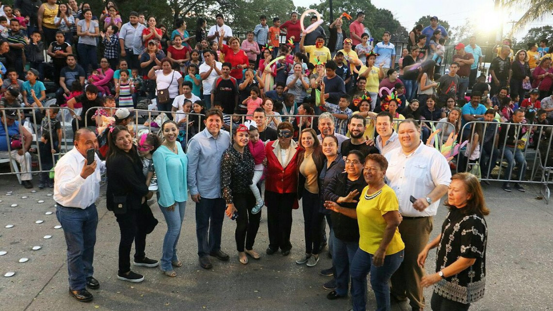Rotundo éxito el primer desfile del Carnaval Tampico 2018
