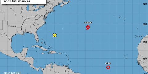 Se forma tormenta tropical Leslie y Kirk se disipa en Atlántico
