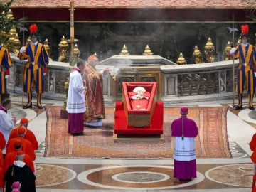 El luto oficial por el papa Francisco culminará el 4 de mayo y procederán con el Cónclave