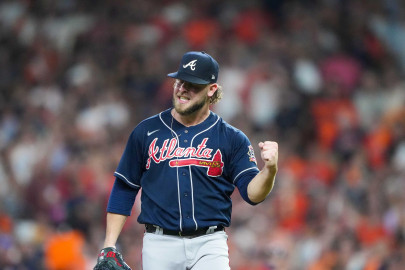 Atlanta pega primero en la Serie Mundial