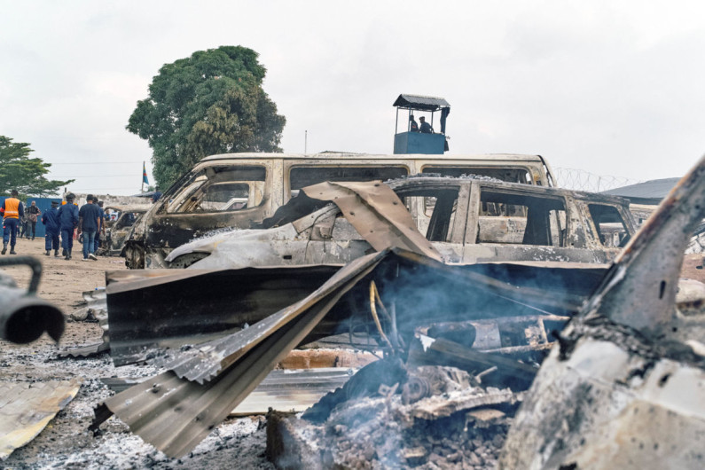 Atacan cárcel en el Congo, 11 muertos y 900 reos fugados