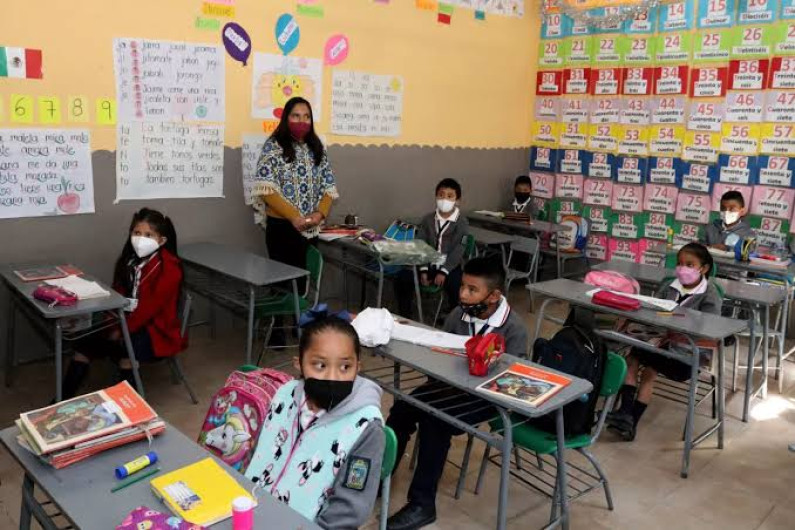 Rezago educativo en el Valle es causado por renuncias de maestros