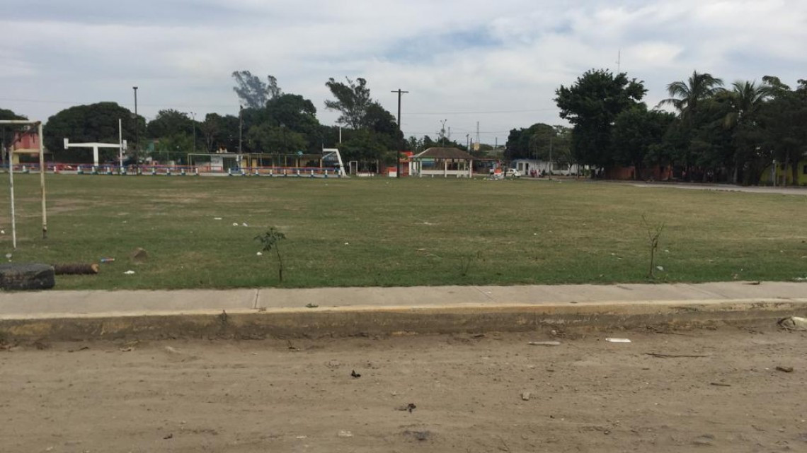 Vecinos del sector Miramar, defienden un área verde, ante la falta de información, por obras que ahí se ejecutan