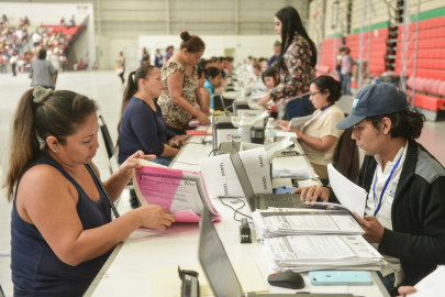 Cumplen 15 mil con los documentos para beca