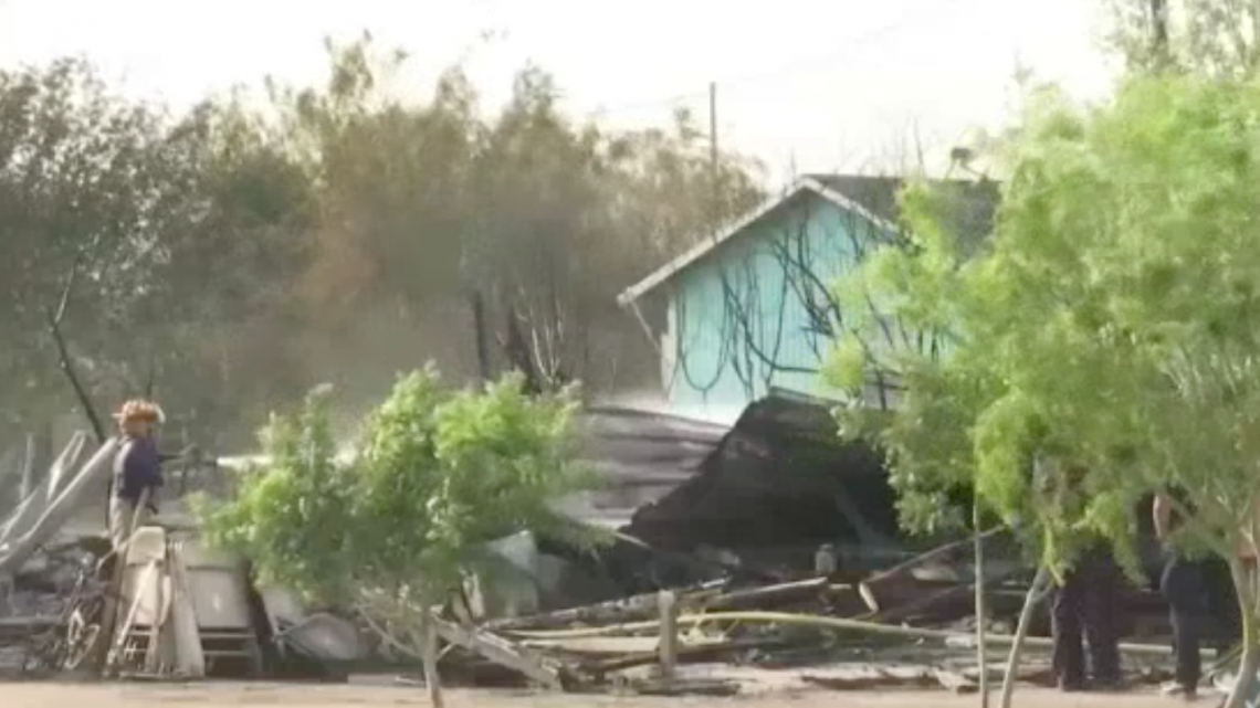 Familia de Mercedes se queda sin nada tras incendio 