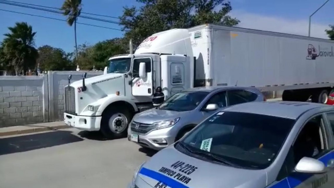 Operativo de Tránsito en contra de unidades de carga pesada en Madero