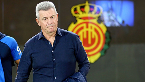Javier Aguirre renueva contrato con Mallorca