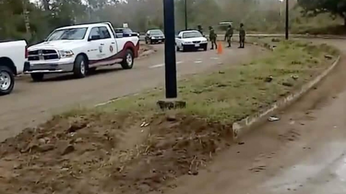 Fuga de gasolina por toma clandestina en Ciudad Madero 