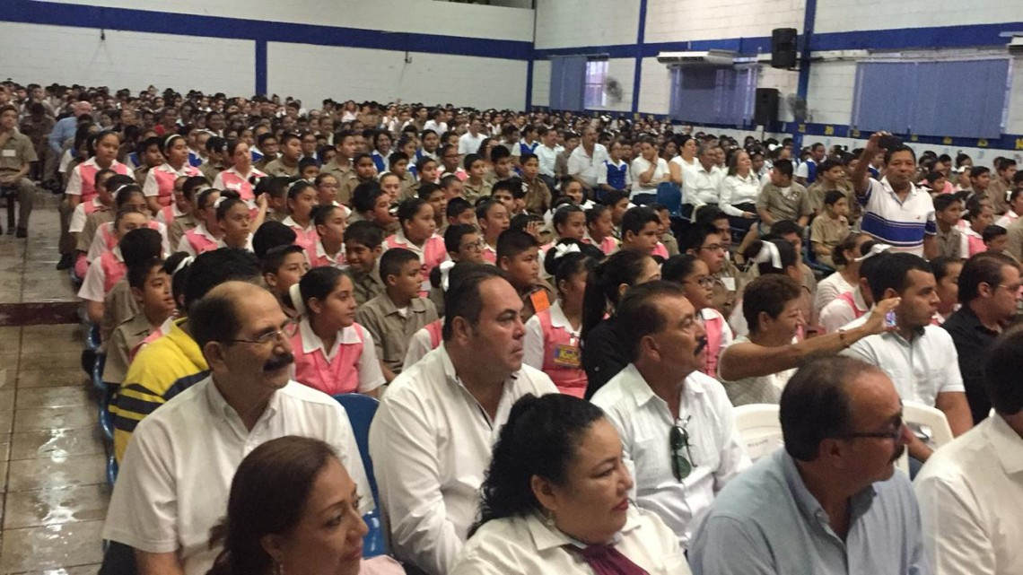 Arranca Oseguera Kernion programa Ceremonia Cívica en tu Escuela 