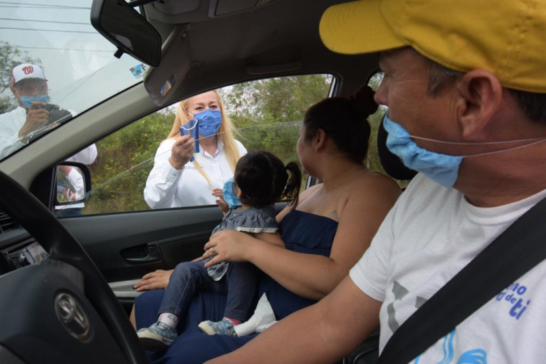 Supervisa Alma Laura Amparán operación de filtro sanitario en carretera Tampico-Mante