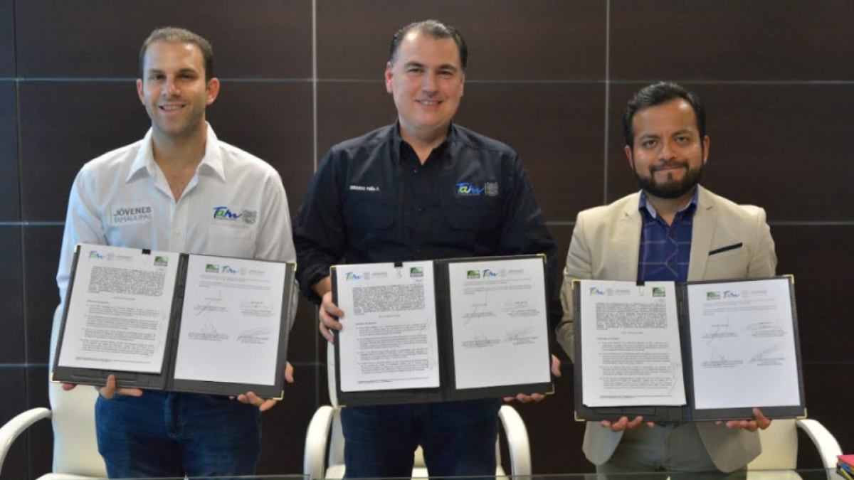 Líderes juveniles promoviendo la Cultura de la Legalidad