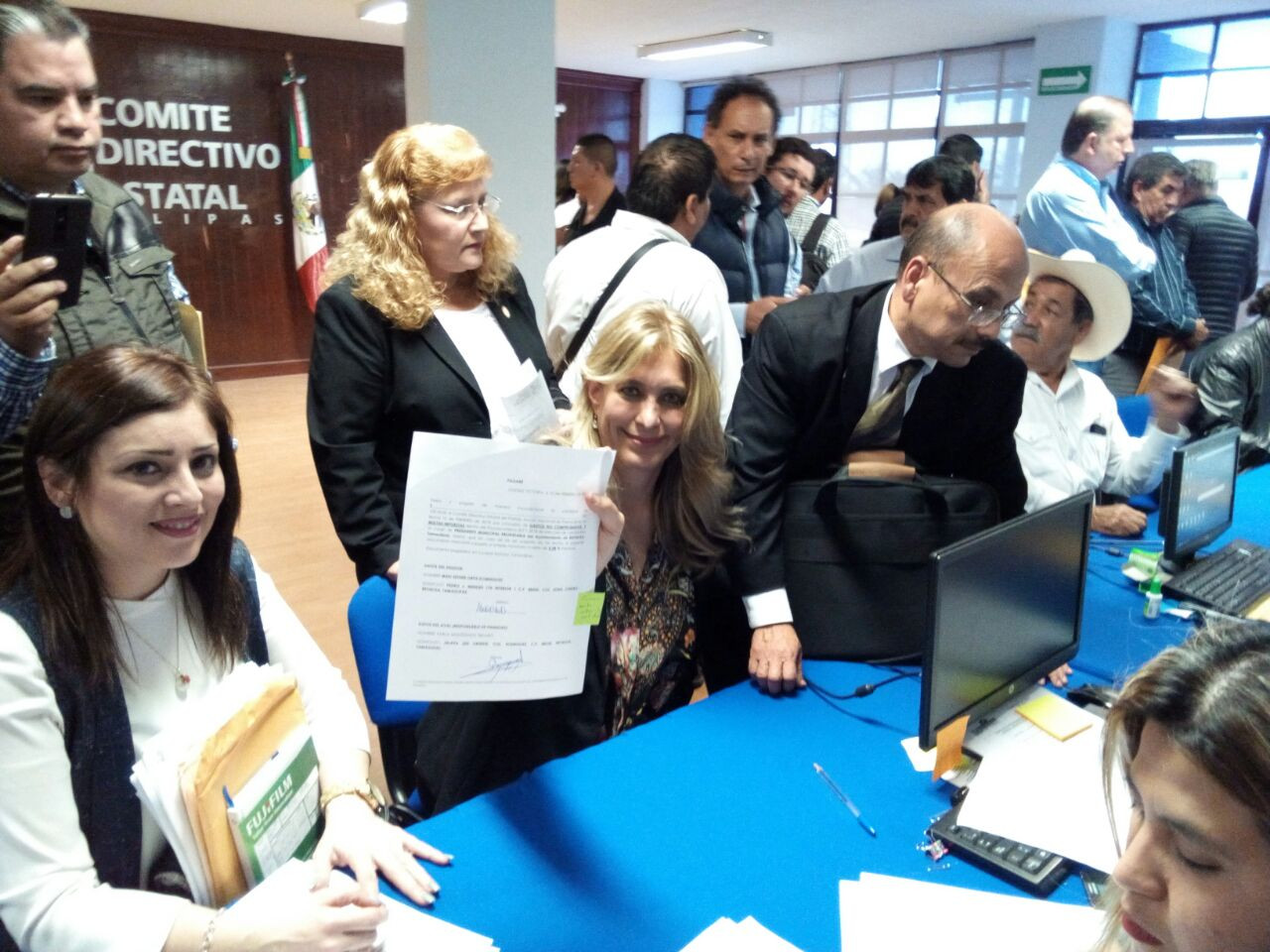 Maki Ortiz se registra como aspirante por el PAN; buscará reelección en Reynosa.