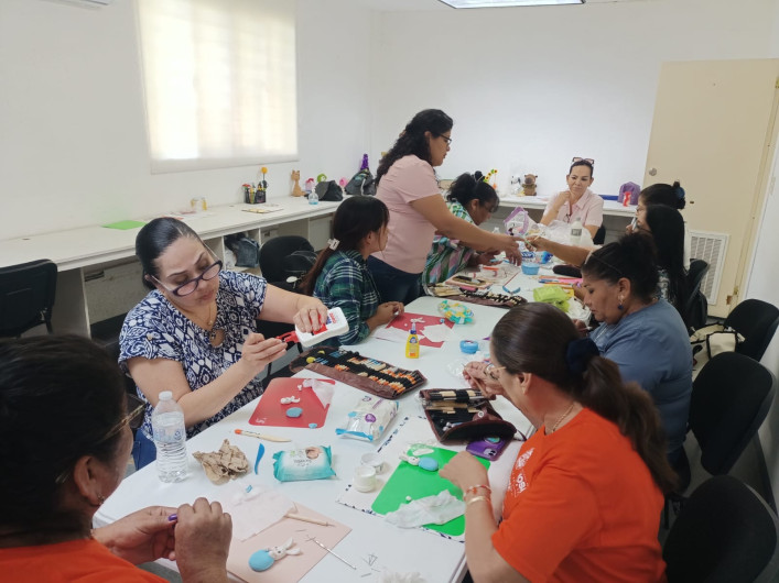 Incrementa IMM desarrollo personal y profesional de las mujeres