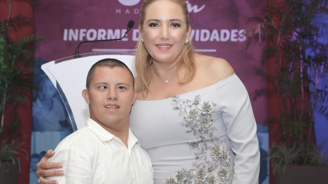 Angy de la Garza de Zorrilla rinde Informe de Actividades del Sistema DIF Madero 2016-2018