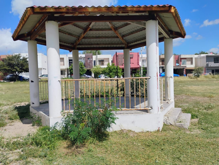 Promueve Gobierno de Reynosa la armonía vecinal con plazas limpias