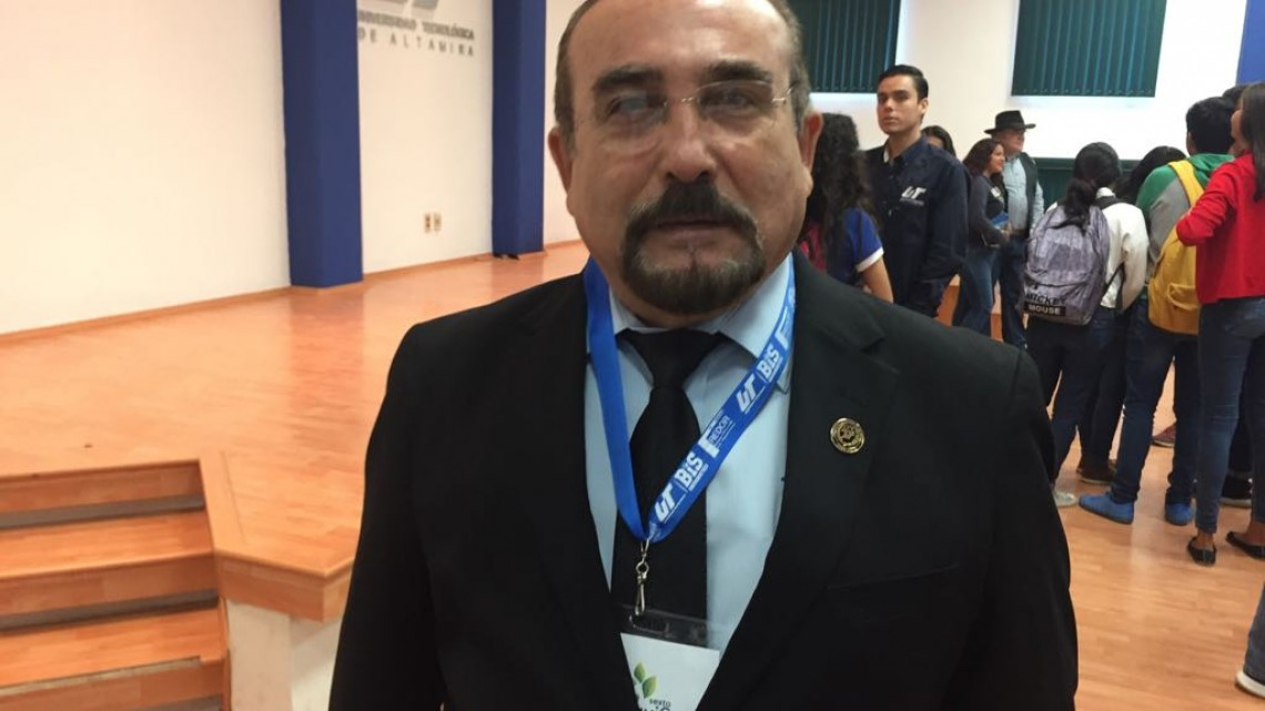 Espacios educativos insuficientes para demanda estudiantil en carreras profesionales