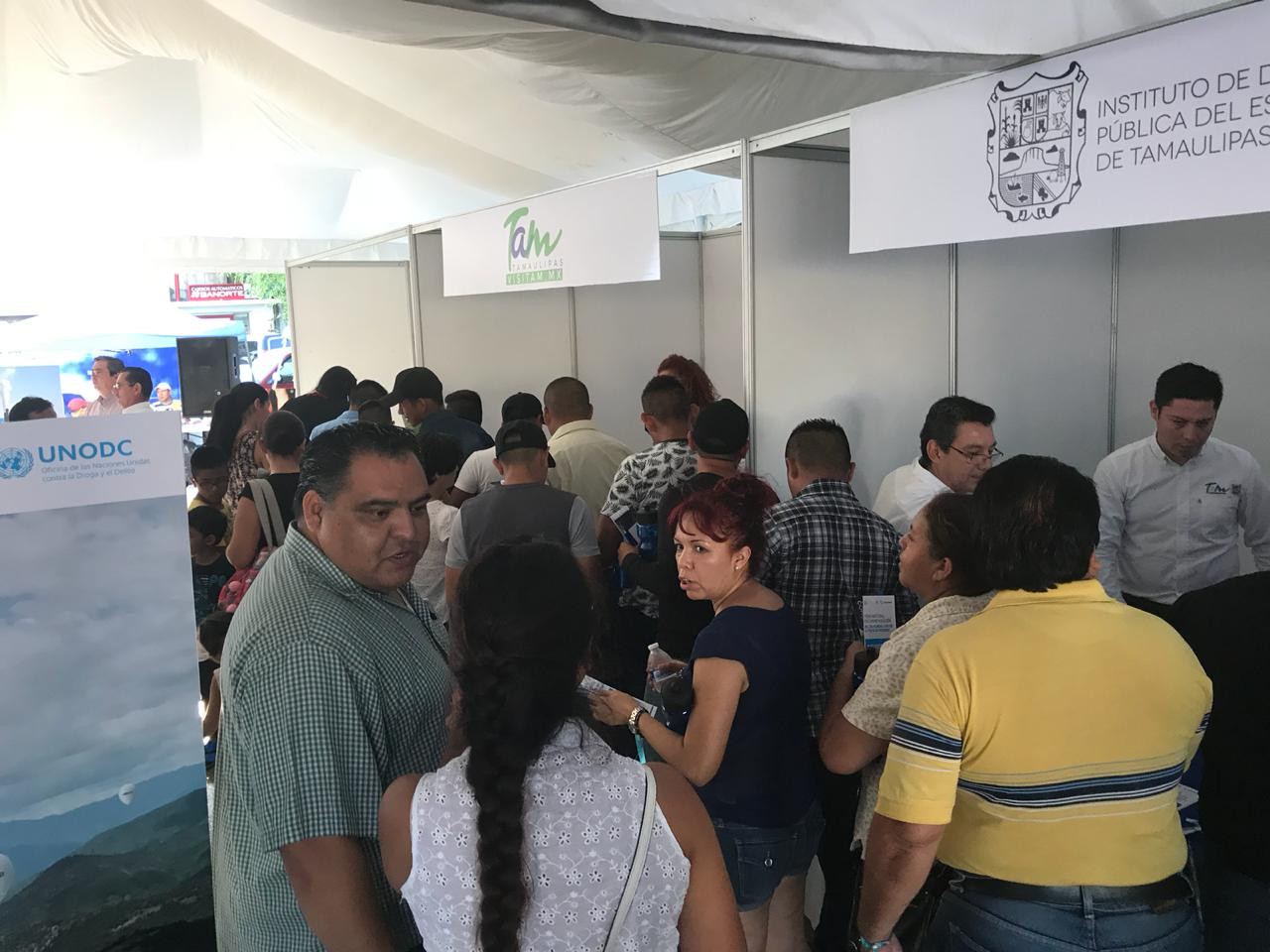 Participan instituciones en Feria de Conmemoración del Día Mundial contra la Trata de Personas