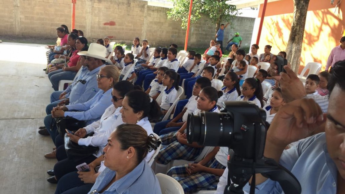 Autoridades educativas invierten para mejorar la infraestructura educativa 