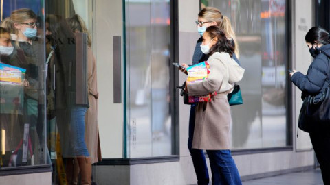 8 mil alemanes podrían haber sido “vacunados contra el COVID-19” con solución salina 