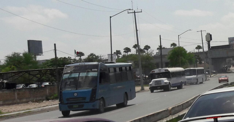 Toma transporte público ruta alterna