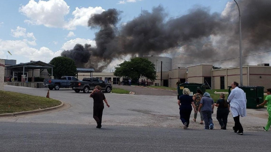 Explosión en hospital de Texas, deja 1 muerto
