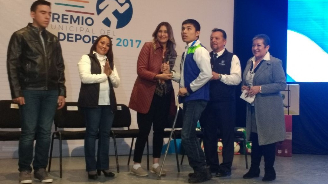 Entregan premios al deporte en Reynosa 2017