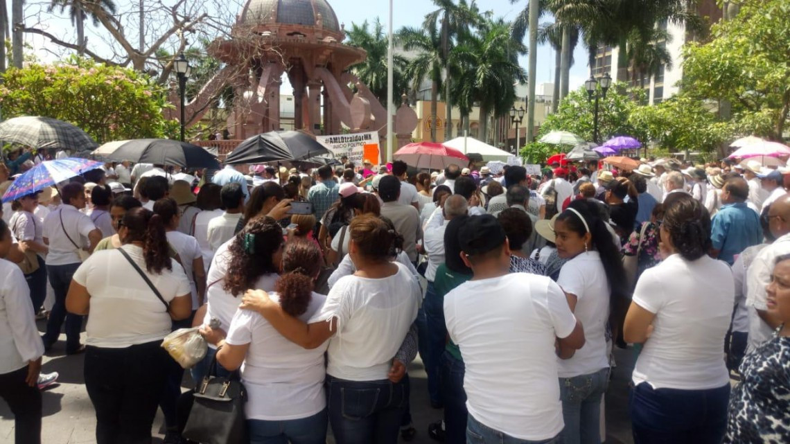Protestan contra AMLO en Tampico