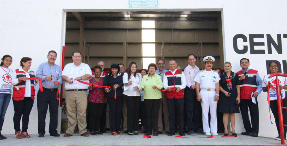 Acude alcaldesa a inauguración del Centro de Acopio de la Cruz Roja