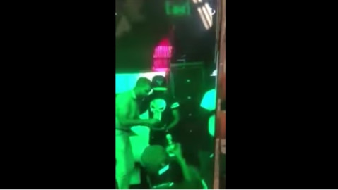 Fallece dominicano al beber una botella de tequila de un trago 