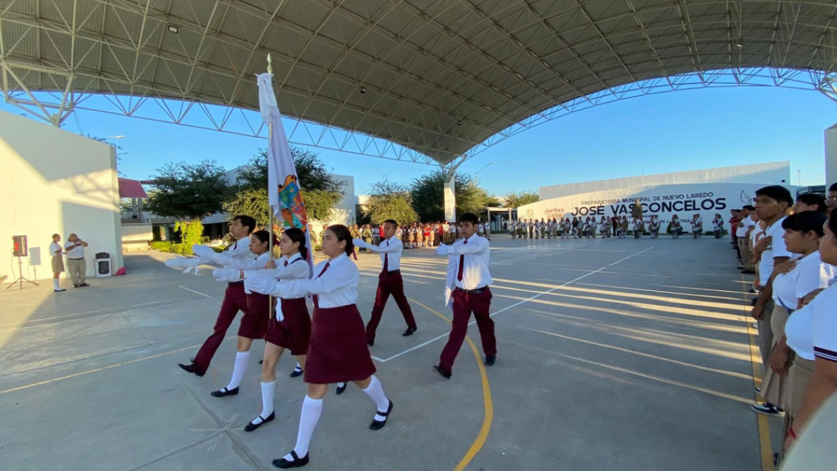 Destacan alumnos de la prepa municipal José Vasconcelos a nivel nacional