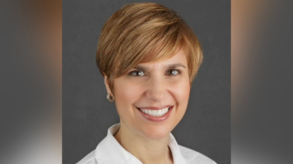 Se suicida doctora que dirigía crisis de COVID-19 