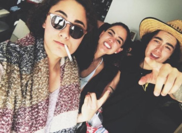 Mientras Natália Subtil cuida a Mila, Sergio Mayer Mori se divierte