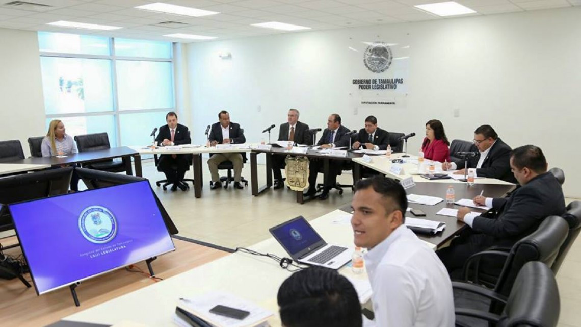 Asiste alcaldesa a sesión de Diputación Permanente