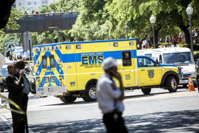 Cae hombre en una zona en construcción en Austin