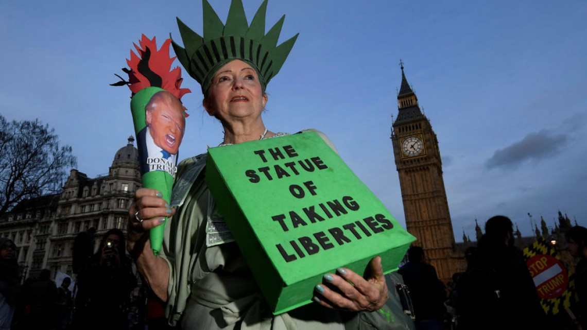 Protestan en Londres por la próxima visita de Trump a Reino Unido 
