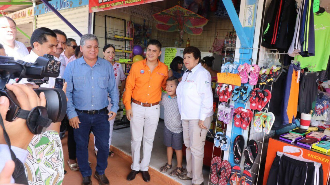 Inauguran remodelación del mercado “El Macalito”