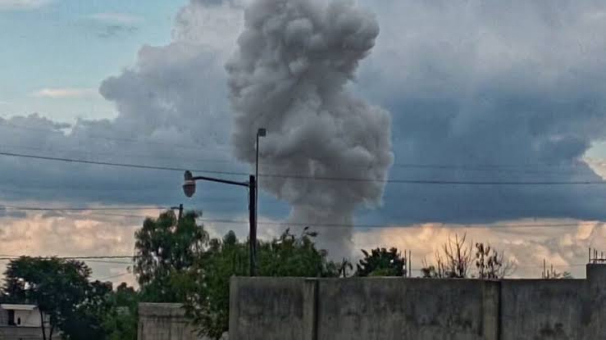 Explosión en polvorín de Puebla deja cuatro muertos y varios heridos