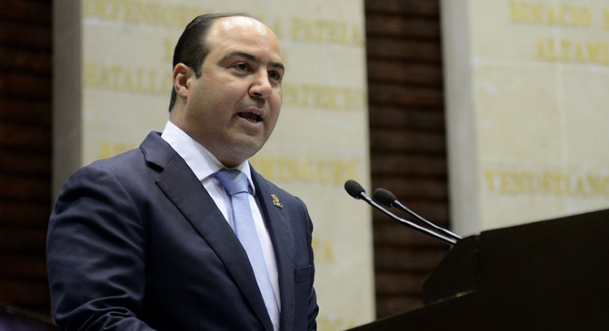 Búsqueda de reeleción puede generar ingobernabilidad: Carlos García