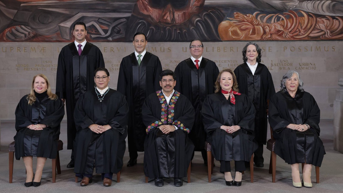México inicia “nueva era” en el Poder Judicial; ministros, magistrados y jueces electos asumirán cargos