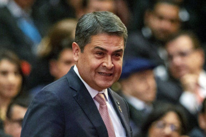 EU declara culpable a expresidente de Honduras por narcotráfico