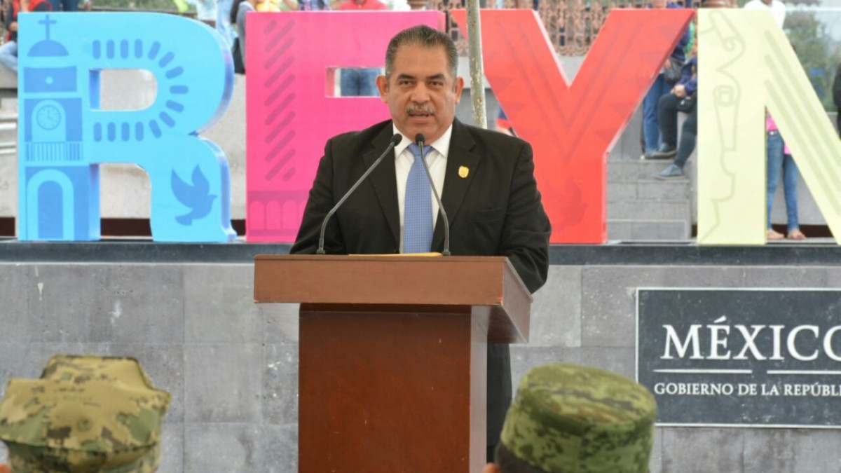 Conmemora Gobierno Municipal Centenario de la Constitución Mexicana