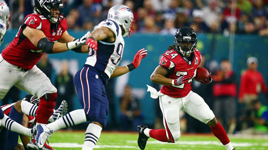 Brady hace lo imposible y Patriotas ganan el Súper Bowl LI