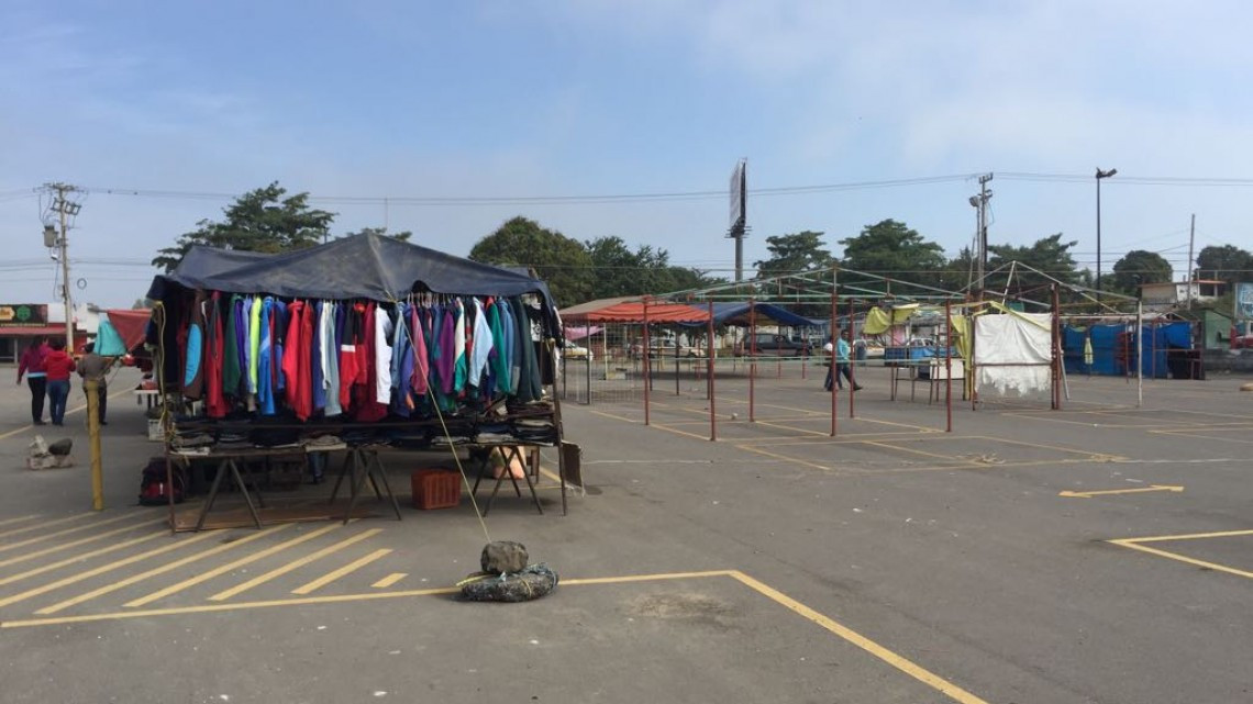 A punto de desaparecer mercado creado con comerciantes informales