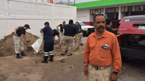 Encuartelan a bomberos de Matamoros 