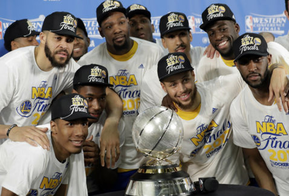 Warriors avanza a la final de la NBA 