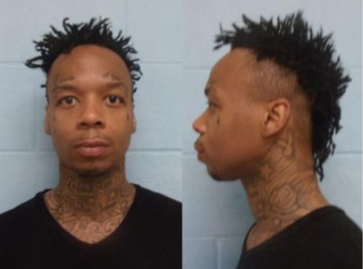 Detienen a sujeto por robar un banco y tienda de conveniencia