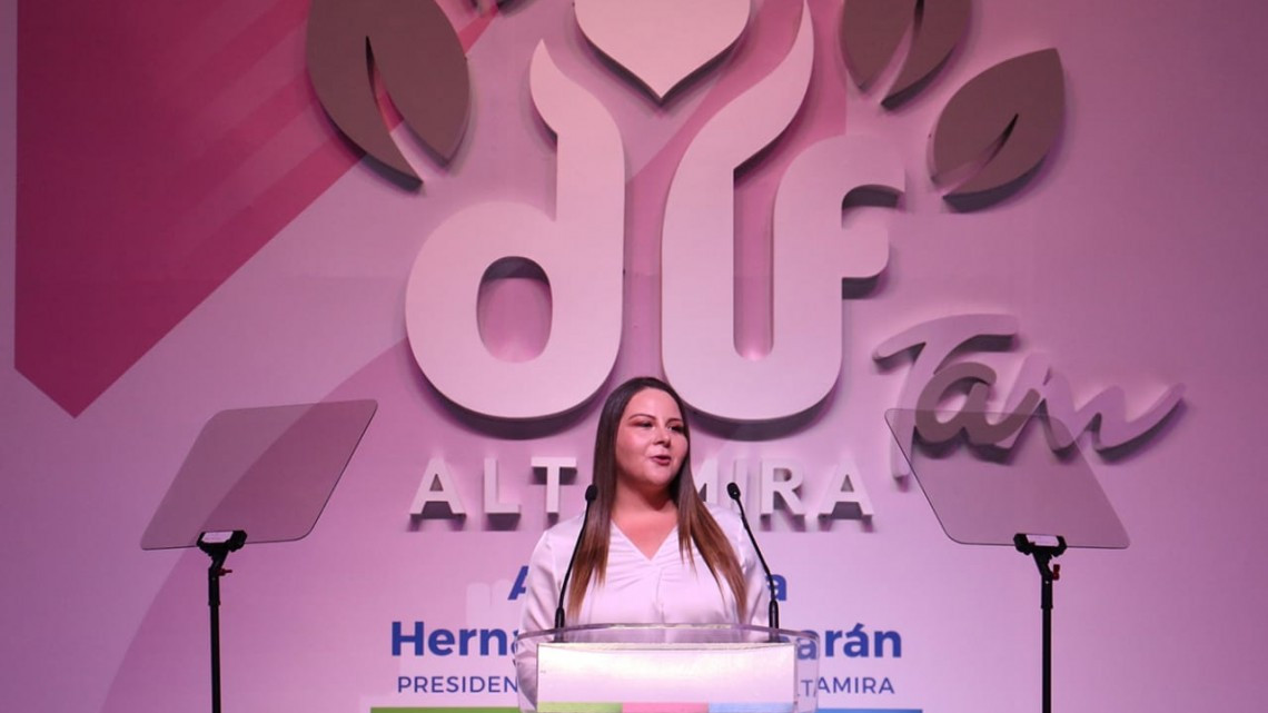 Alma Laura Hernández Amparan, rinden el segundo informe de actividades, al frente del sistema DIF Altamira